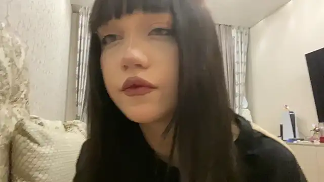 LoidaTrytten online show from March 8, 2026, 8:56 pm