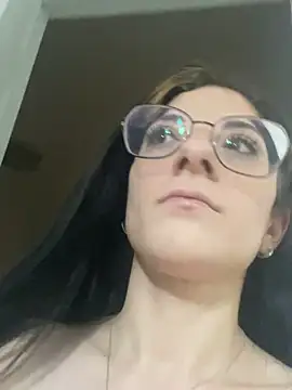 Mariyyumyums online show from April 18, 2026, 4:27 am