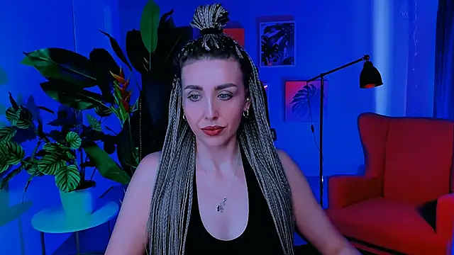 Snapshot of MonicaRiley chatting on May 17, 2026, 1:29 pm MonicaRiley online show from May 17, 2026, 1:29 pm