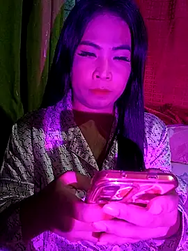 Snapshot of Roxanne_Smith23 chatting on June 16, 2026, 1:36 pm Roxanne Smith23 online show from June 16, 2026, 1:36 pm