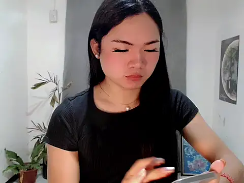 Snapshot of rainexox1 chatting on May 14, 2026, 5:31 pm rainexox1 online show from May 14, 2026, 5:31 pm