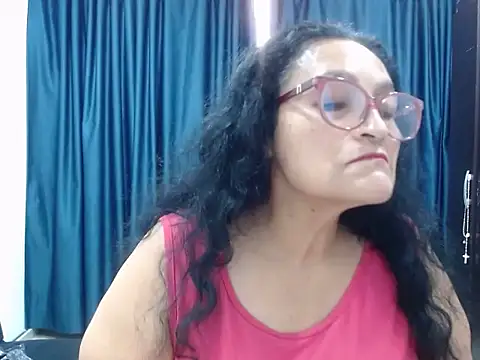  BellaNocturna online show from April 11, 2026, 9:30 pm