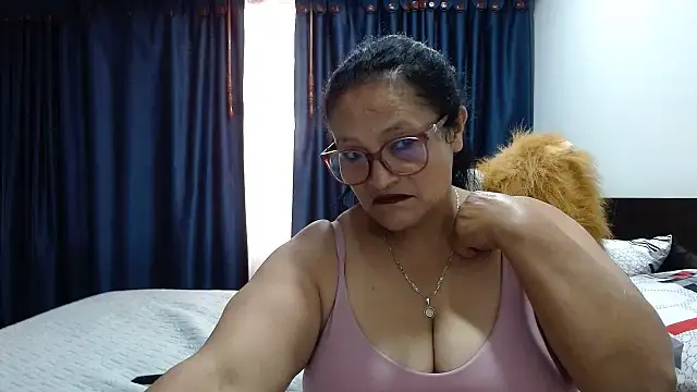 Snapshot of _BellaNocturna chatting on July 28, 2026, 7:15 pm BellaNocturna online show from July 28, 2026, 7:15 pm