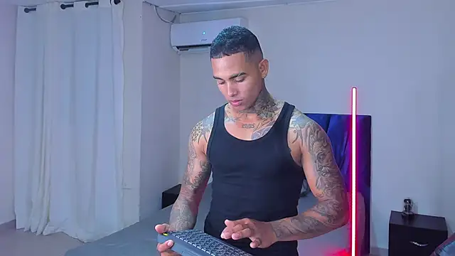 tyler bell  online show from March 28, 2026, 3:28 am