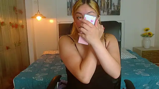 samanthachop online show from April 2, 2026, 1:31 pm