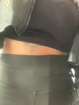 Baby Pink Love online show from April 10, 2026, 4:23 pm