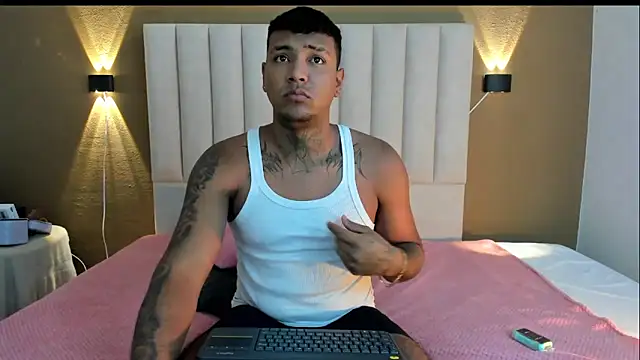 Snapshot of Axell_king07 chatting on May 11, 2026, 5:10 pm Axell king07 online show from May 11, 2026, 5:10 pm