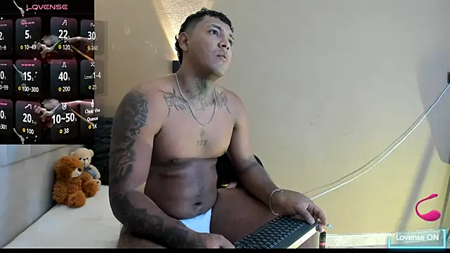 Snapshot of Axell_king07 chatting on May 23, 2026, 11:47 am Axell king07 online show from May 23, 2026, 11:47 am