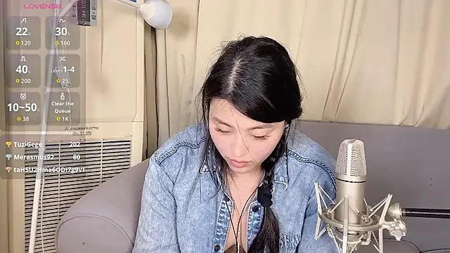 Tavie1744 online show from March 20, 2026, 11:26 am