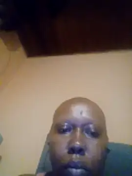 Snapshot of Mbaleehle chatting on April 10, 2026, 8:02 pm Mbaleehle online show from April 10, 2026, 8:02 pm