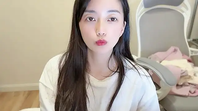 jinxiyao01 online show from May 30, 2026, 2:25 pm