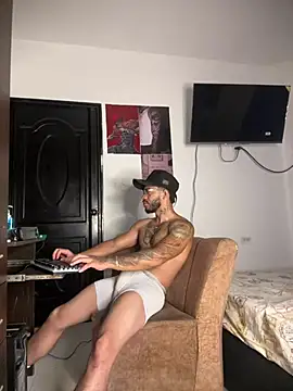 Kenny romano online show from April 13, 2026, 11:05 am