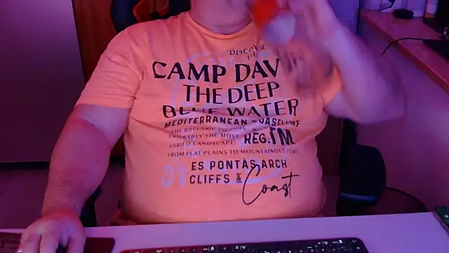 Snapshot of Blase_Hase123 chatting on March 3, 2026, 6:25 pm Blase Hase123 online show from March 3, 2026, 6:25 pm