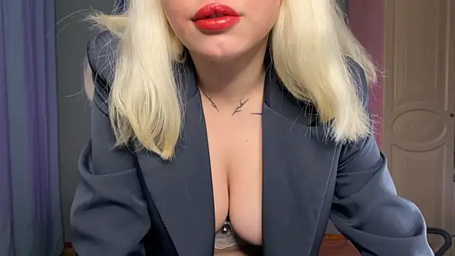 MariaSakura online show from March 6, 2026, 9:11 pm