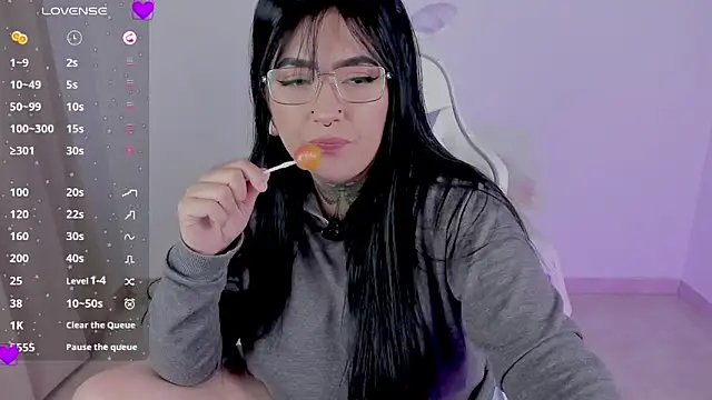 Snapshot of heeyy_kitty chatting on April 9, 2026, 1:49 pm heeyy kitty online show from April 9, 2026, 1:49 pm