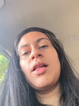 Geovana blan online show from March 19, 2026, 5:06 pm