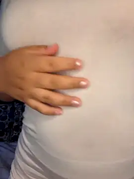 xanthenyx  online show from March 19, 2026, 5:28 pm