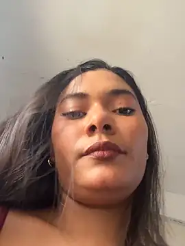 Sweetroseof online show from March 8, 2026, 9:07 pm