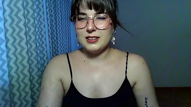 Snapshot of ClaraHard chatting on June 29, 2026, 6:30 pm ClaraHard online show from June 29, 2026, 6:30 pm