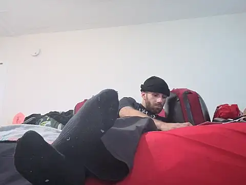 Snapshot of CirclingClass chatting on October 27, 2025, 8:35 pm CirclingClass online show from October 27, 2025, 8:35 pm