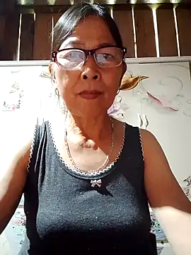 Snapshot of Sky-rain98 chatting on May 10, 2026, 6:18 am Sky-rain98 online show from May 10, 2026, 6:18 am