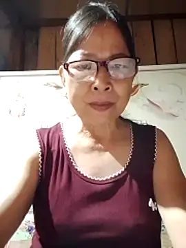 Snapshot of Sky-rain98 chatting on June 12, 2026, 8:19 pm Sky-rain98 online show from June 12, 2026, 8:19 pm
