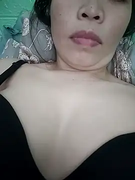Snapshot of lucie_mehott19 chatting on March 21, 2026, 2:09 pm lucie mehott19 online show from March 21, 2026, 2:09 pm