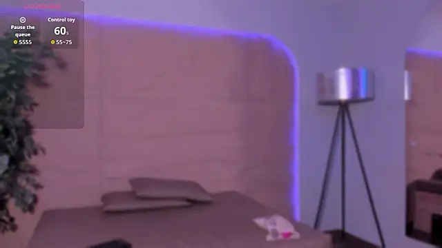 Osiriss  online show from March 14, 2026, 9:53 pm