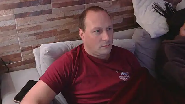 Snapshot of lustonfan chatting on April 30, 2026, 1:45 am lustonfan online show from April 30, 2026, 1:45 am