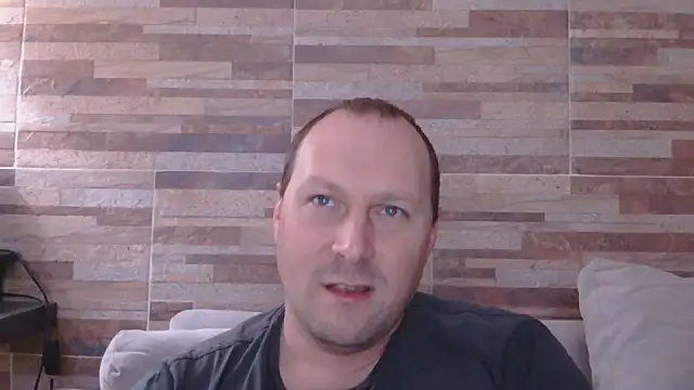 lustonfan online show from July 24, 2026, 1:42 pm