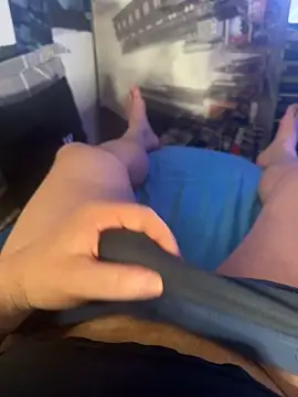 MatthewEmme2121 online show from April 18, 2026, 10:54 pm