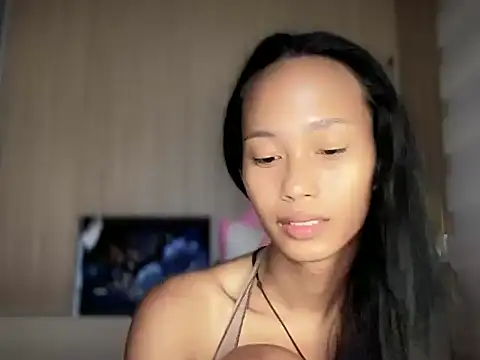 Sunkissed seductress online show from April 26, 2026, 8:06 pm