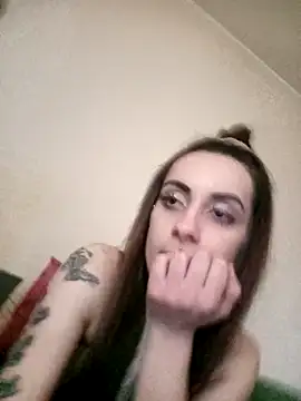 Snapshot of chiara-mario chatting on May 10, 2026, 1:38 pm chiara-mario online show from May 10, 2026, 1:38 pm