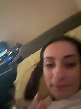 Snapshot of chiara-mario chatting on May 12, 2026, 4:48 pm chiara-mario online show from May 12, 2026, 4:48 pm