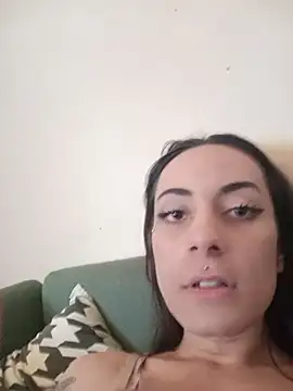 Snapshot of chiara-mario chatting on May 26, 2026, 9:27 am chiara-mario online show from May 26, 2026, 9:27 am