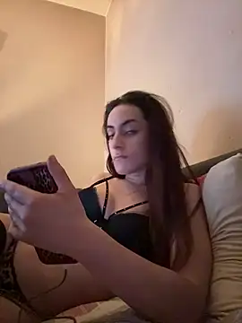 Snapshot of chiara-mario chatting on May 31, 2026, 6:20 pm chiara-mario online show from May 31, 2026, 6:20 pm
