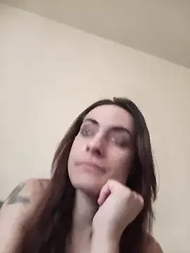 Snapshot of chiara-mario chatting on June 4, 2026, 7:47 am chiara-mario online show from June 4, 2026, 7:47 am