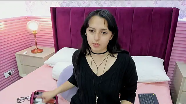 Jade rous online show from March 15, 2026, 2:12 pm