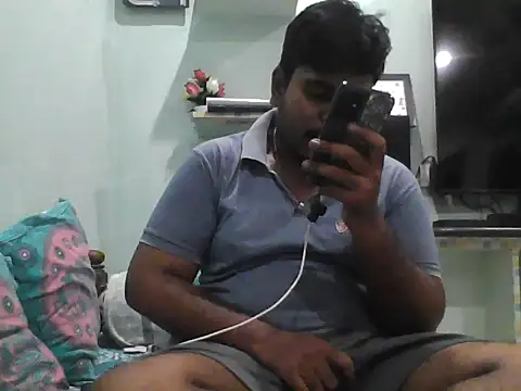 Snapshot of Foxboy65 chatting on June 10, 2026, 6:40 pm Foxboy65 online show from June 10, 2026, 6:40 pm