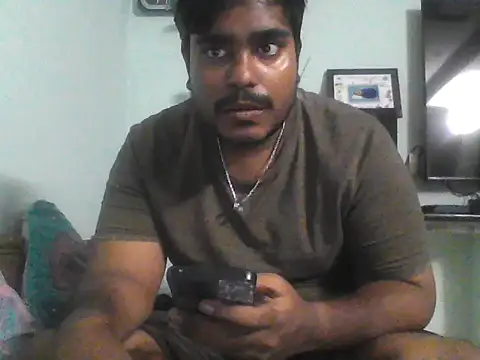 Snapshot of Foxboy65 chatting on July 4, 2026, 7:42 pm Foxboy65 online show from July 4, 2026, 7:42 pm