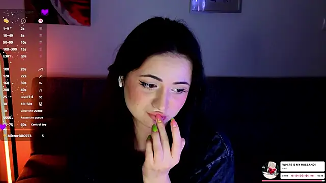 Snapshot of missy3kissy chatting on May 3, 2026, 8:59 pm missy3kissy online show from May 3, 2026, 8:59 pm