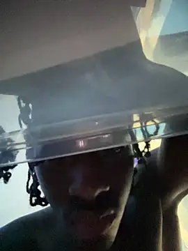 Snapshot of bigdrandy-8 chatting on March 4, 2026, 6:36 pm bigdrandy-8 online show from March 4, 2026, 6:36 pm