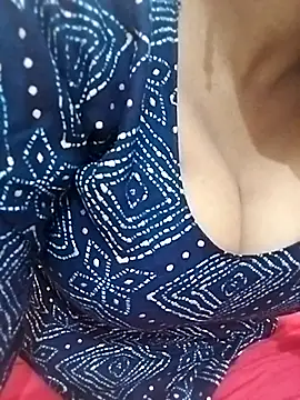 Punam-gupta1 online show from March 19, 2026, 10:08 am