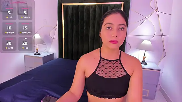 Snapshot of AlysonShy chatting on June 26, 2026, 8:57 pm AlysonShy online show from June 26, 2026, 8:57 pm