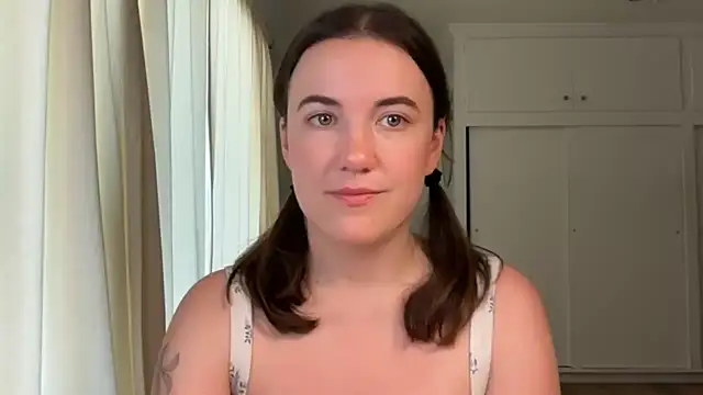Snapshot of summerxo chatting on June 2, 2026, 5:48 pm summerxo online show from June 2, 2026, 5:48 pm