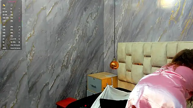 Milf Drip online show from April 21, 2026, 12:22 pm