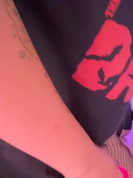 reicos  online show from April 6, 2026, 7:37 pm