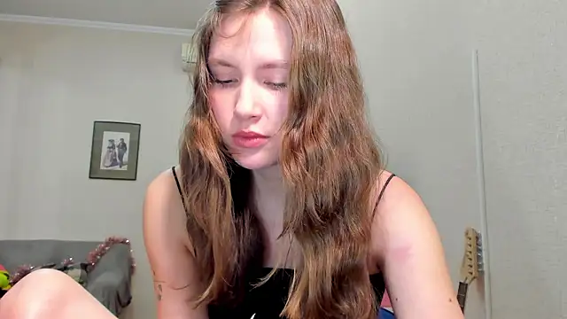 Snapshot of MaryannSofts chatting on March 15, 2026, 4:13 pm MaryannSofts online show from March 15, 2026, 4:13 pm