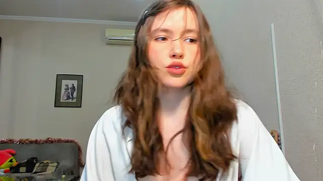 Snapshot of MaryannSofts chatting on March 21, 2026, 2:42 pm MaryannSofts online show from March 21, 2026, 2:42 pm