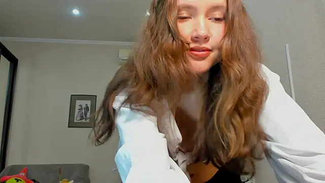 Snapshot of MaryannSofts chatting on April 9, 2026, 3:28 pm MaryannSofts online show from April 9, 2026, 3:28 pm